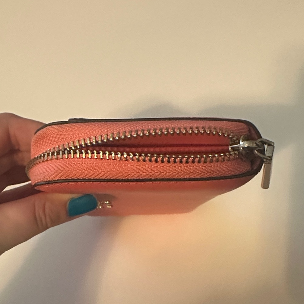 Kate Spade wallet - Picture 3 of 5